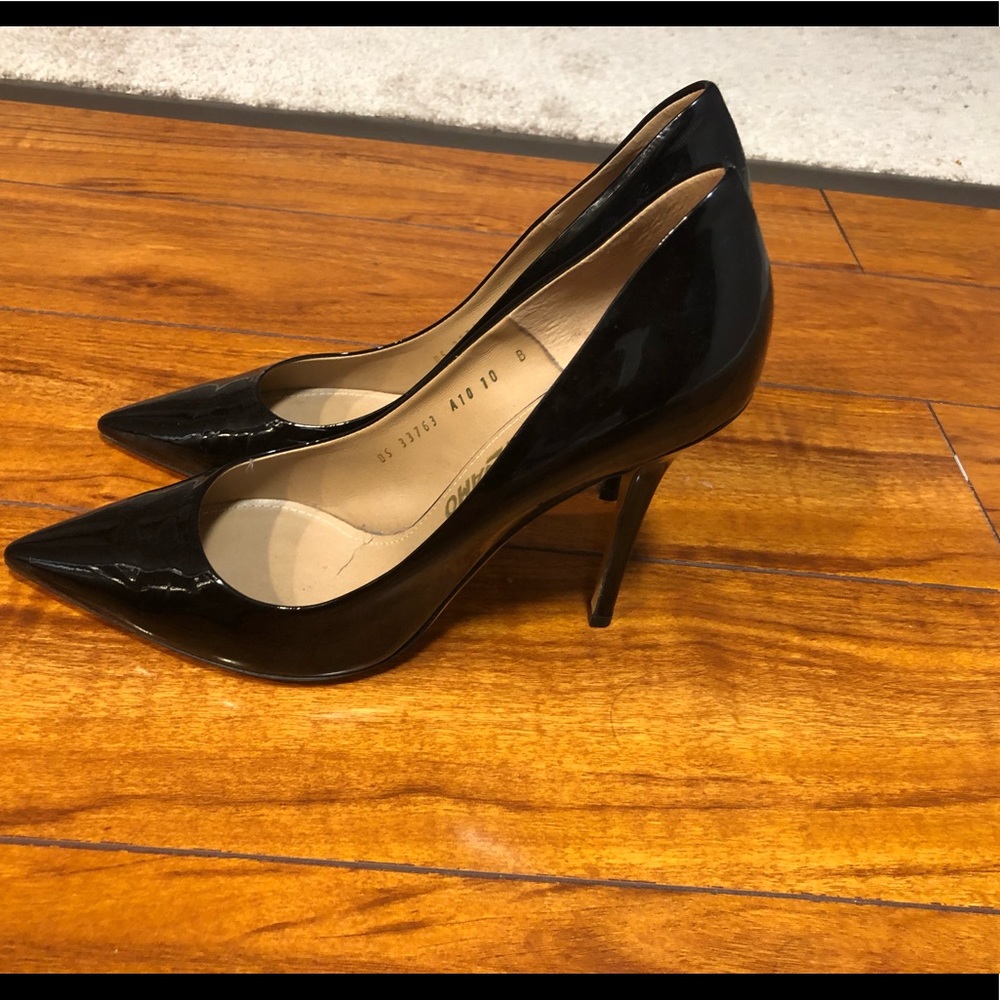 Salvatore Ferragamo Black Pumps